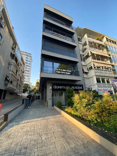 Kadıköy Bağdat Caddesi Muayenehane Görünümü